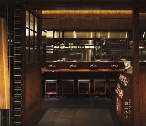 大阪うめきた店の店頭